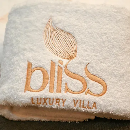 וילה Bliss Luxury Rrushkull (Durres)
