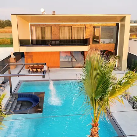 Bliss Luxury וילה Rrushkull (Durres)