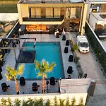 Bliss Luxury *