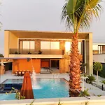 Bliss Luxury Villa *